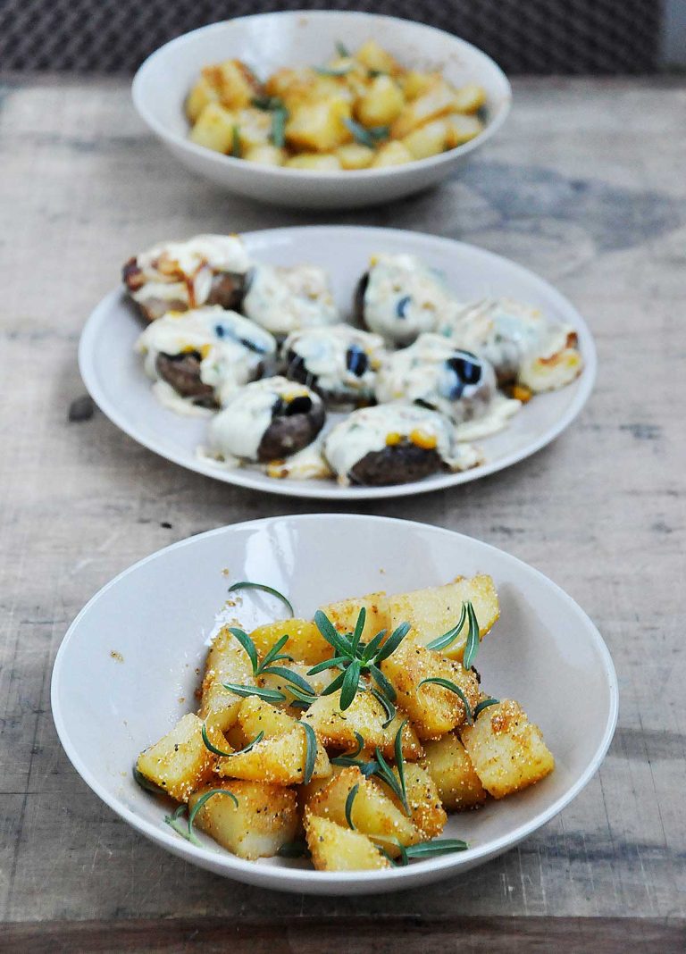 baked cornmeal potatoes cartofi copti in malai