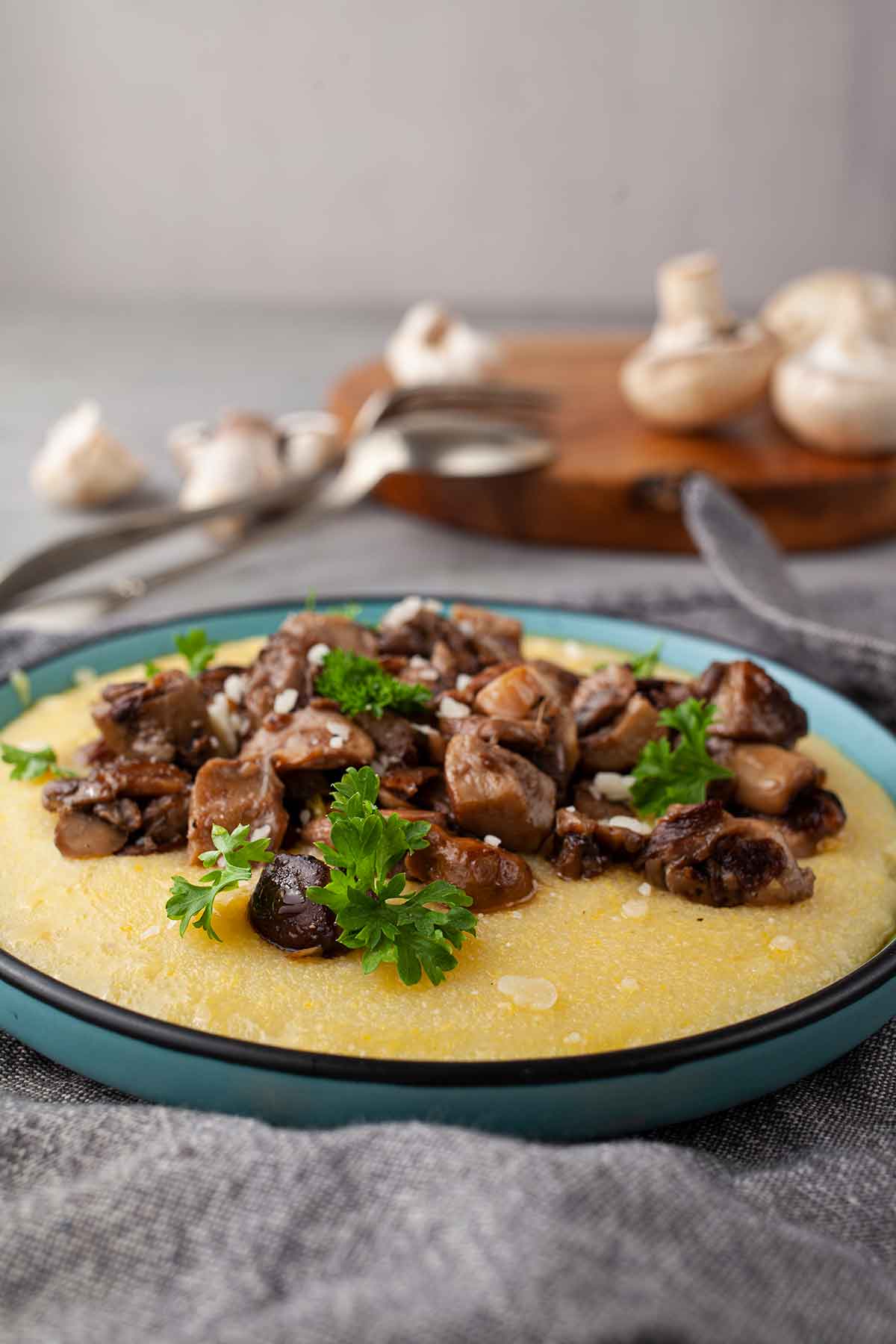 cheesy polenta with mushrooms