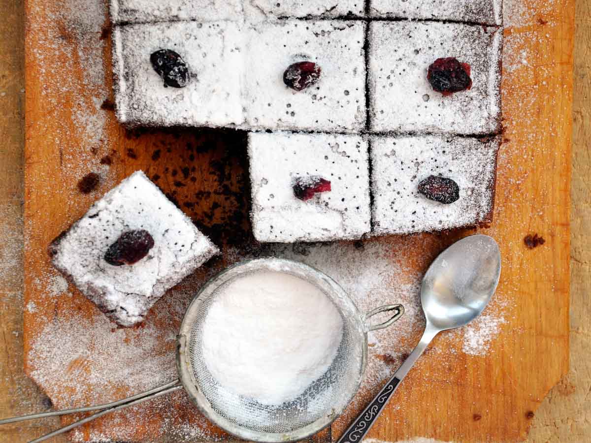 gluten-free gingerbread cake