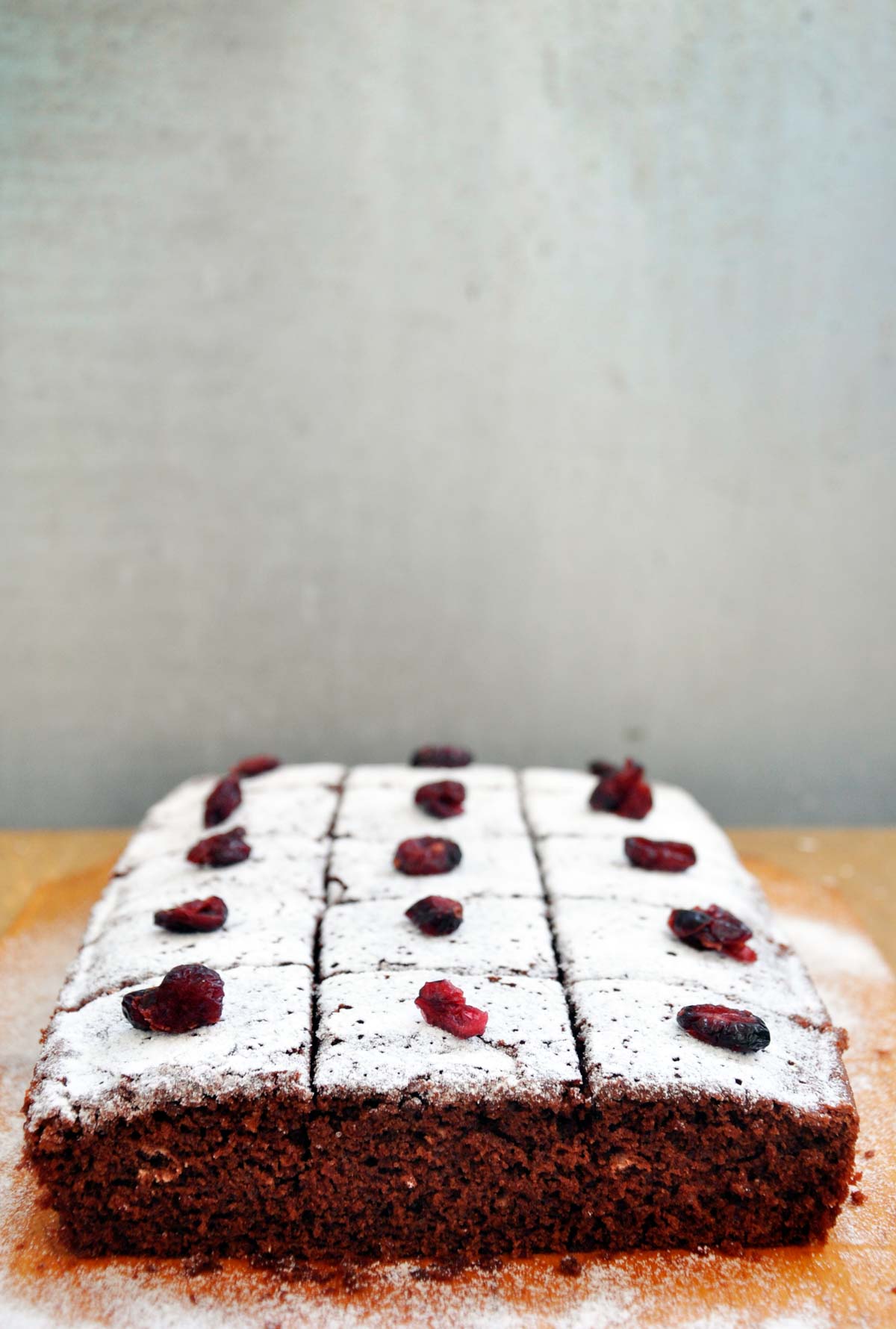 how to make a gluten-free gingerbread cake