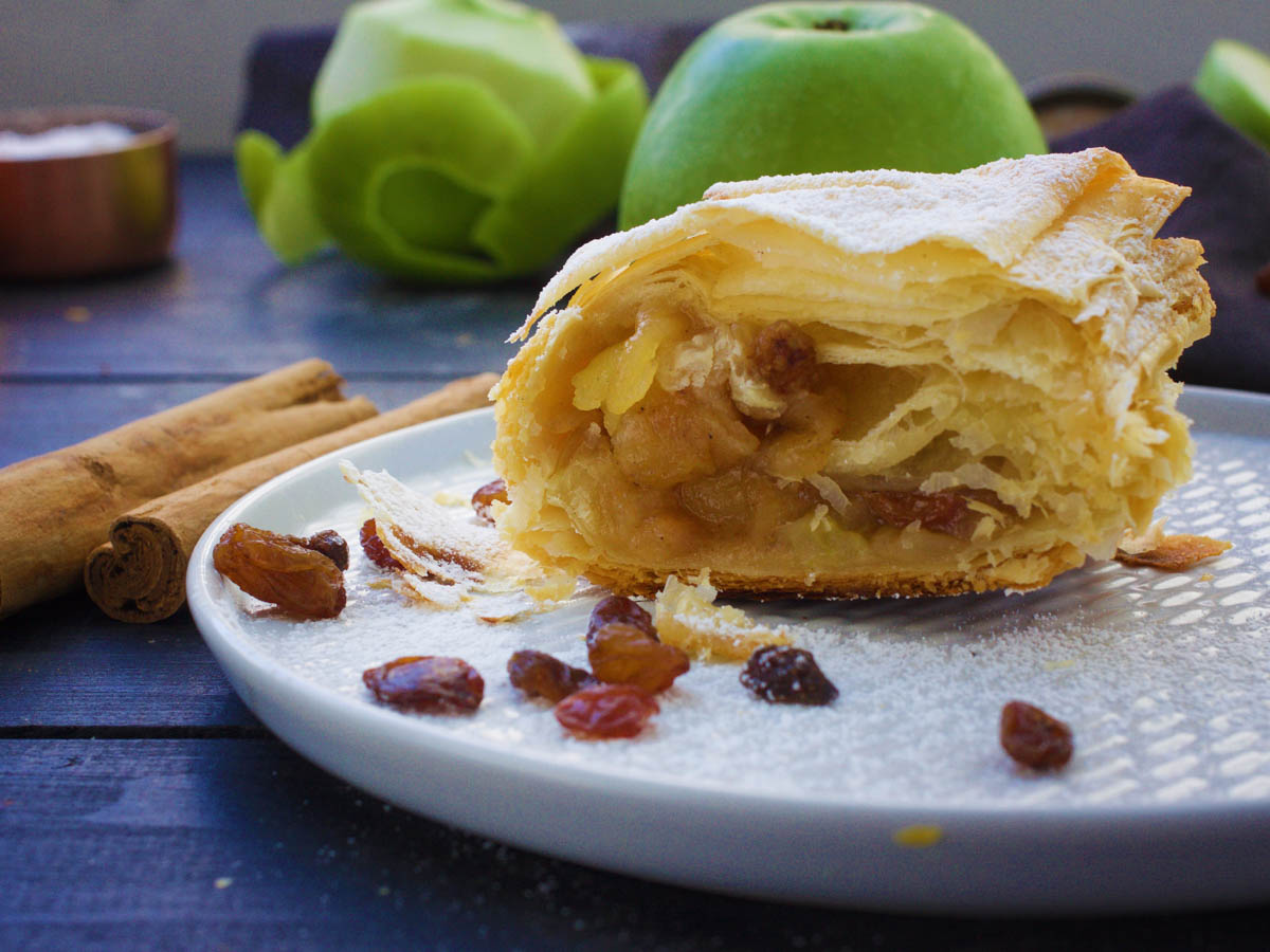 recipe for Vegan Apple Strudel