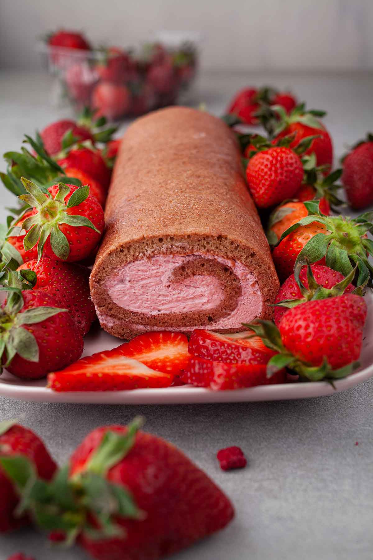 Strawberry Swiss Roulade Recipe