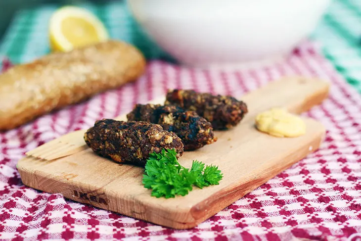 Vegan Minced Meat Rolls